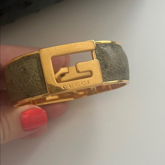 Gucci Genuine Ostrich Gold Clasp Bracelet - Picture 1 of 10